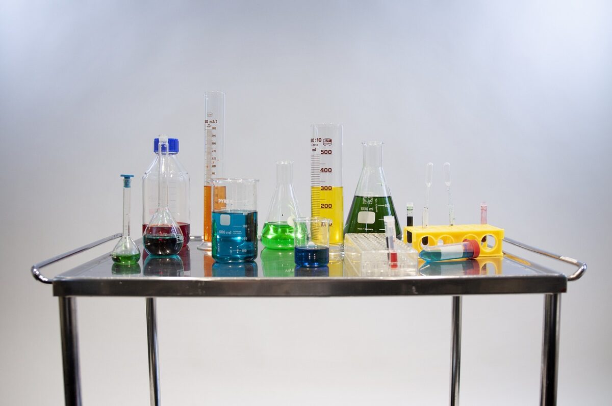 Table with test tubes and vials for chemical work